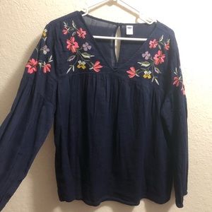 Old Navy top